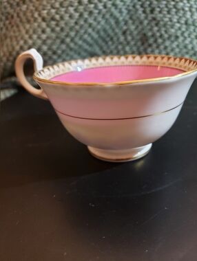 * Single & Gorgeous! Fine English Bone China Aynsley Teacup - Pink & Gold Floral